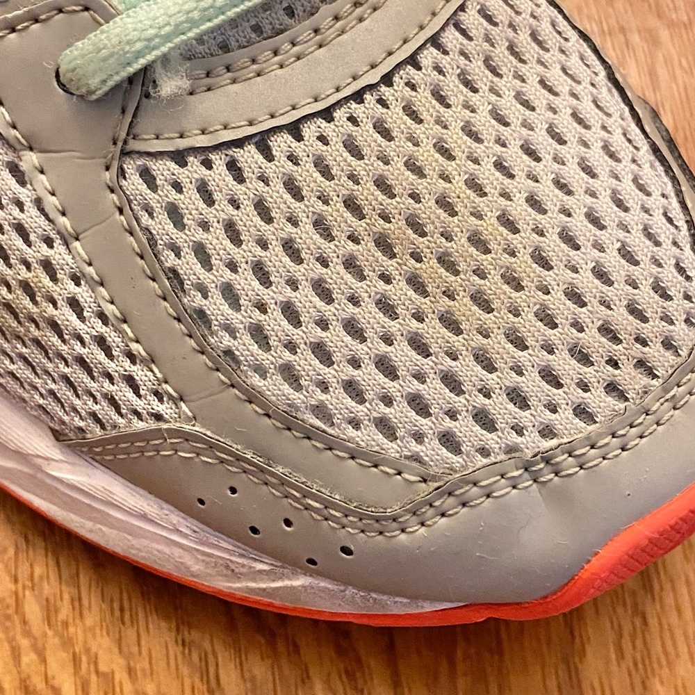 Asics Gel Contend 4 Sneakers. - Picture 7 of 11